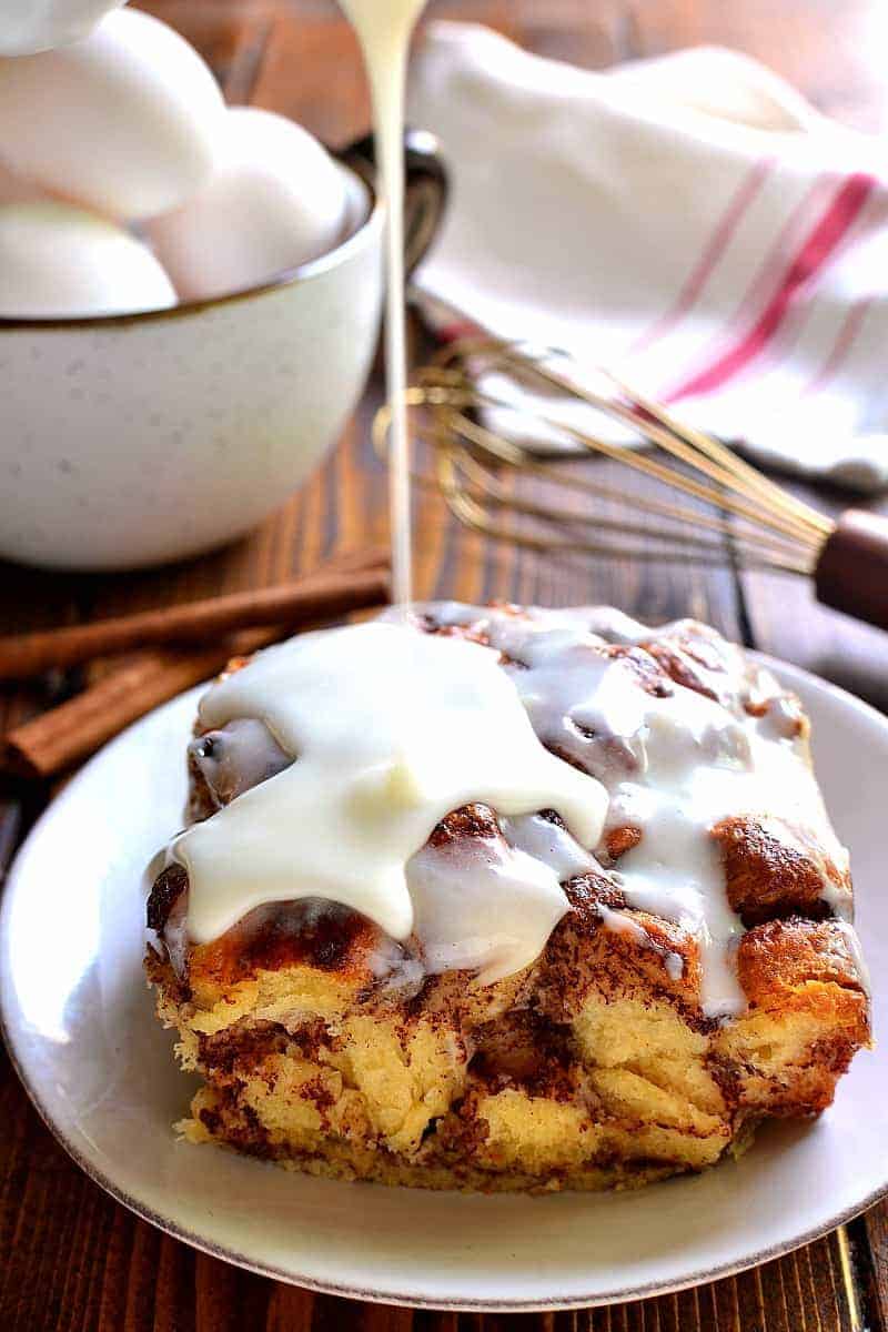 Cinnamon Roll French Toast Casserole: A Sweet & Custardy Fusion